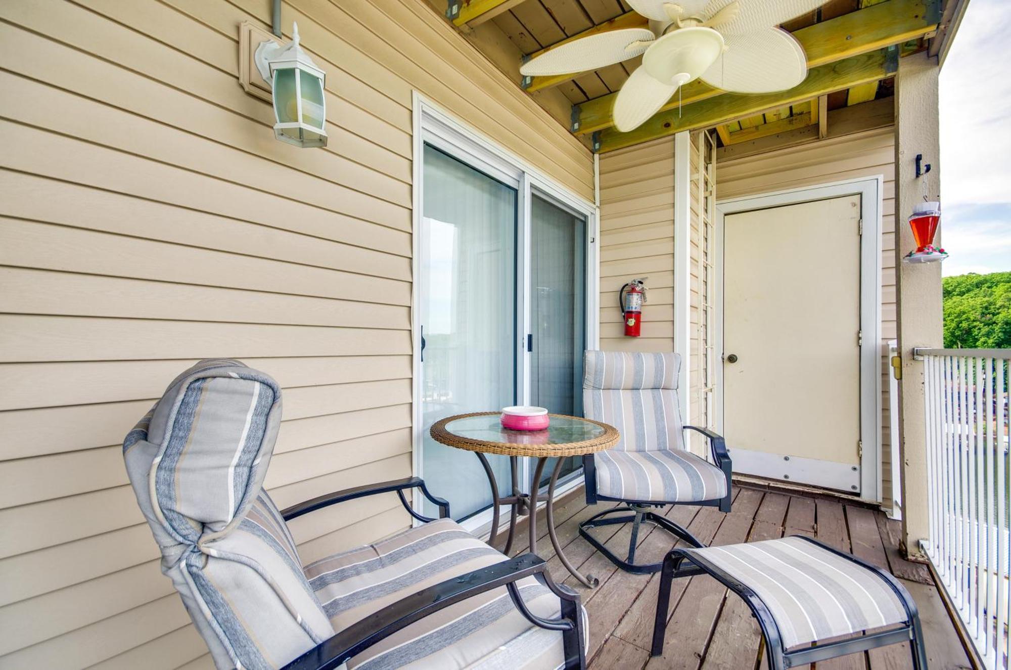 Cozy Lake Ozark Condo Rental With Grill, Pool Access Zewnętrze zdjęcie